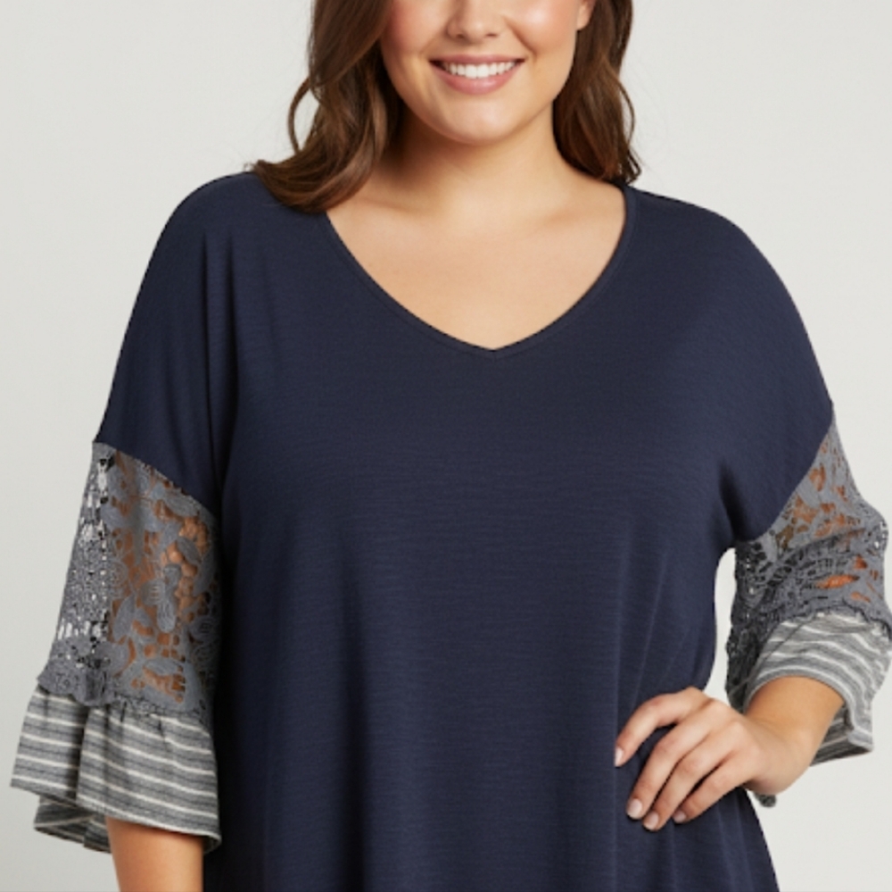 Navy Top with Lace and Striped Sleeves Size 22/24W Business Casual Leisure